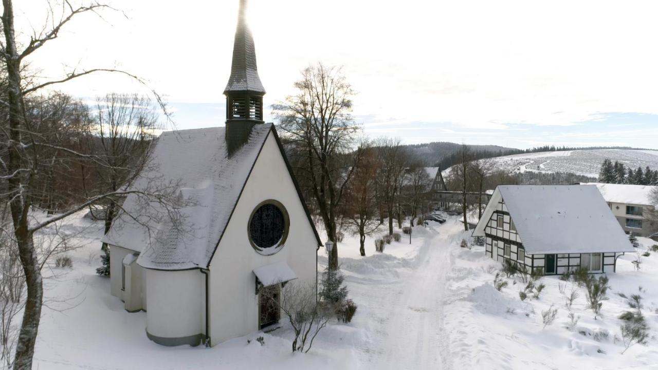 Berghotel Hoher Knochen Winterberg Bagian luar foto