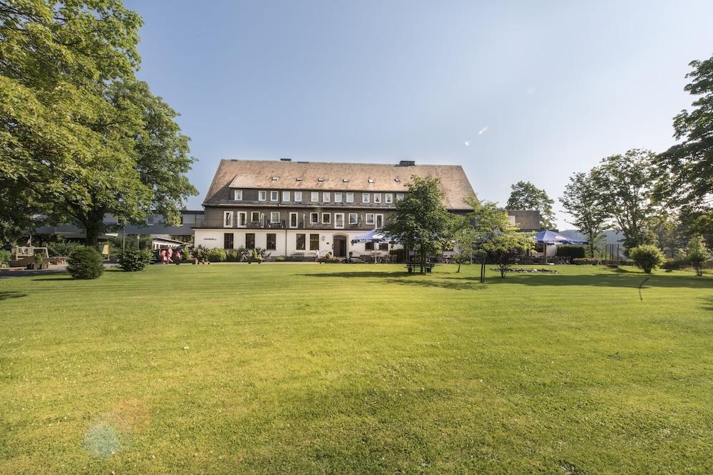 Berghotel Hoher Knochen Winterberg Bagian luar foto