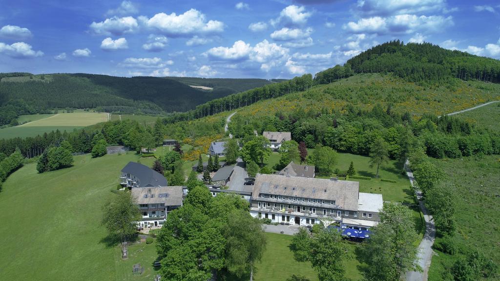 Berghotel Hoher Knochen Winterberg Bagian luar foto