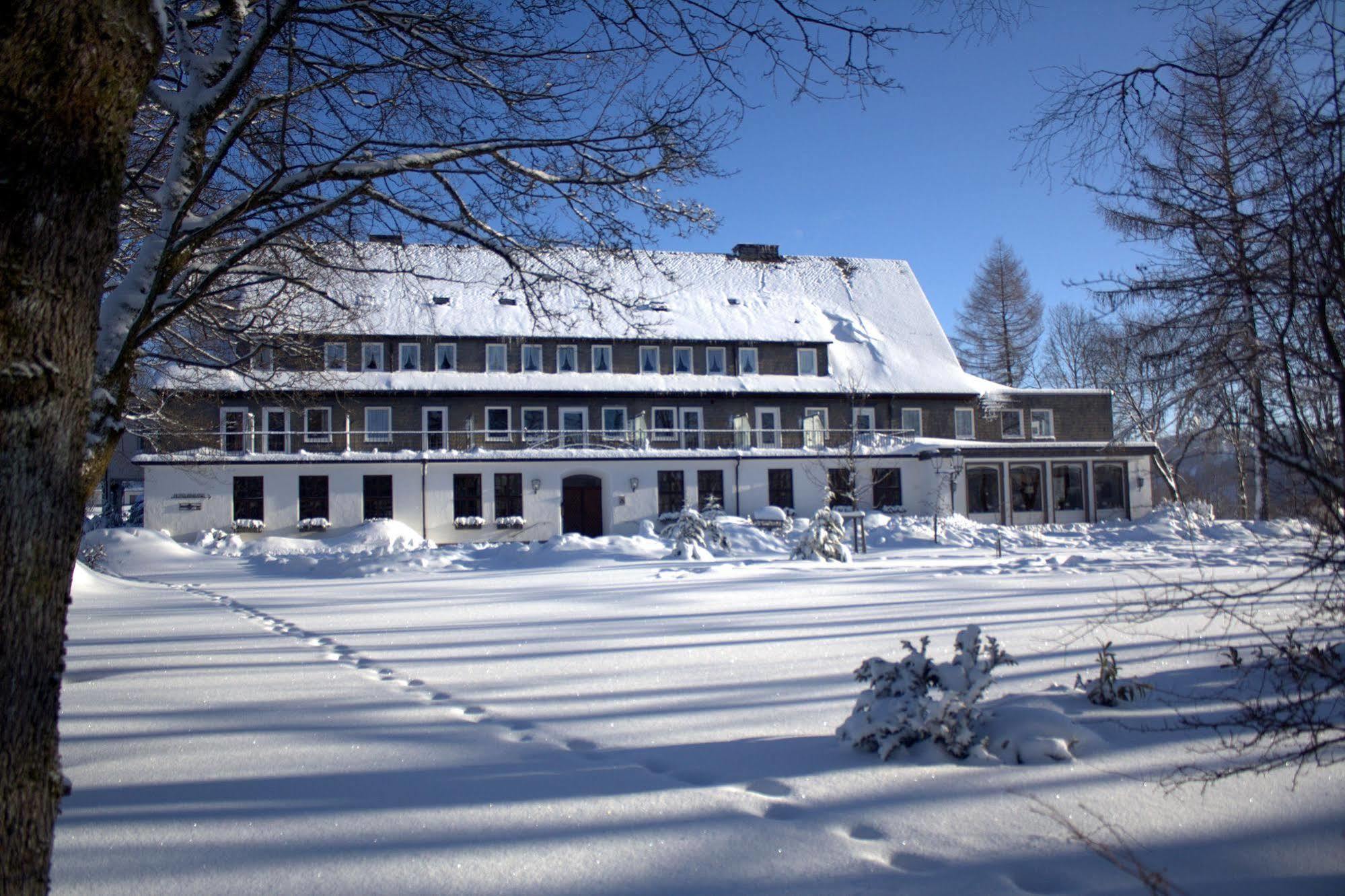 Berghotel Hoher Knochen Winterberg Bagian luar foto